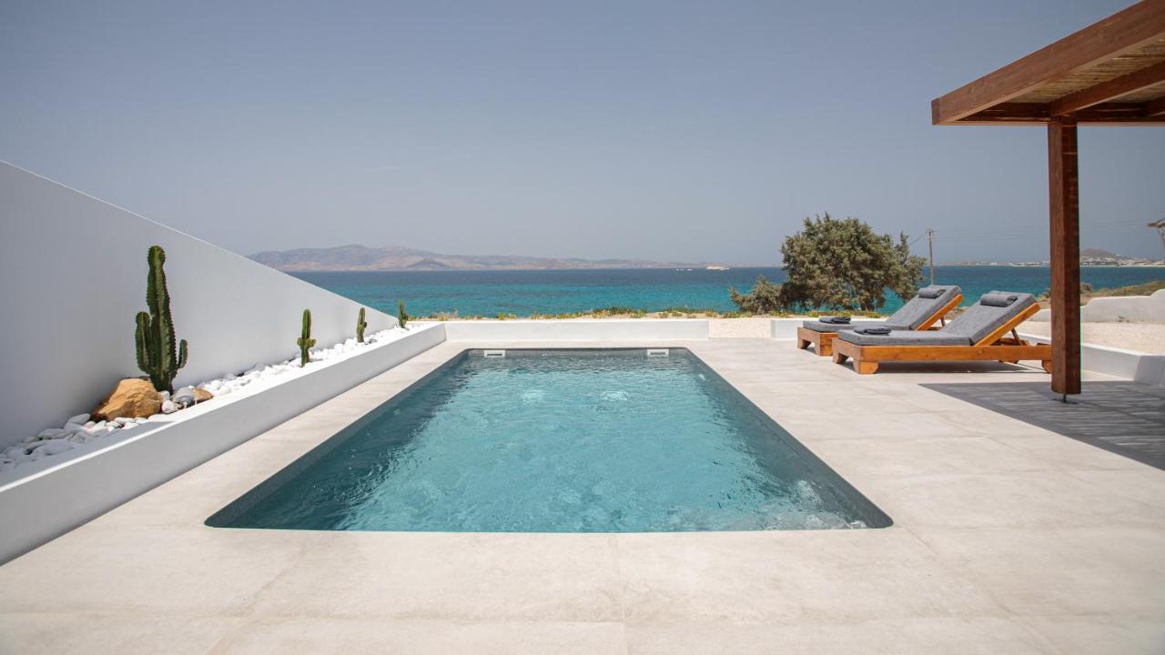 Seanfinity Beachfront Suites Mikri Vigla Exteriér fotografie