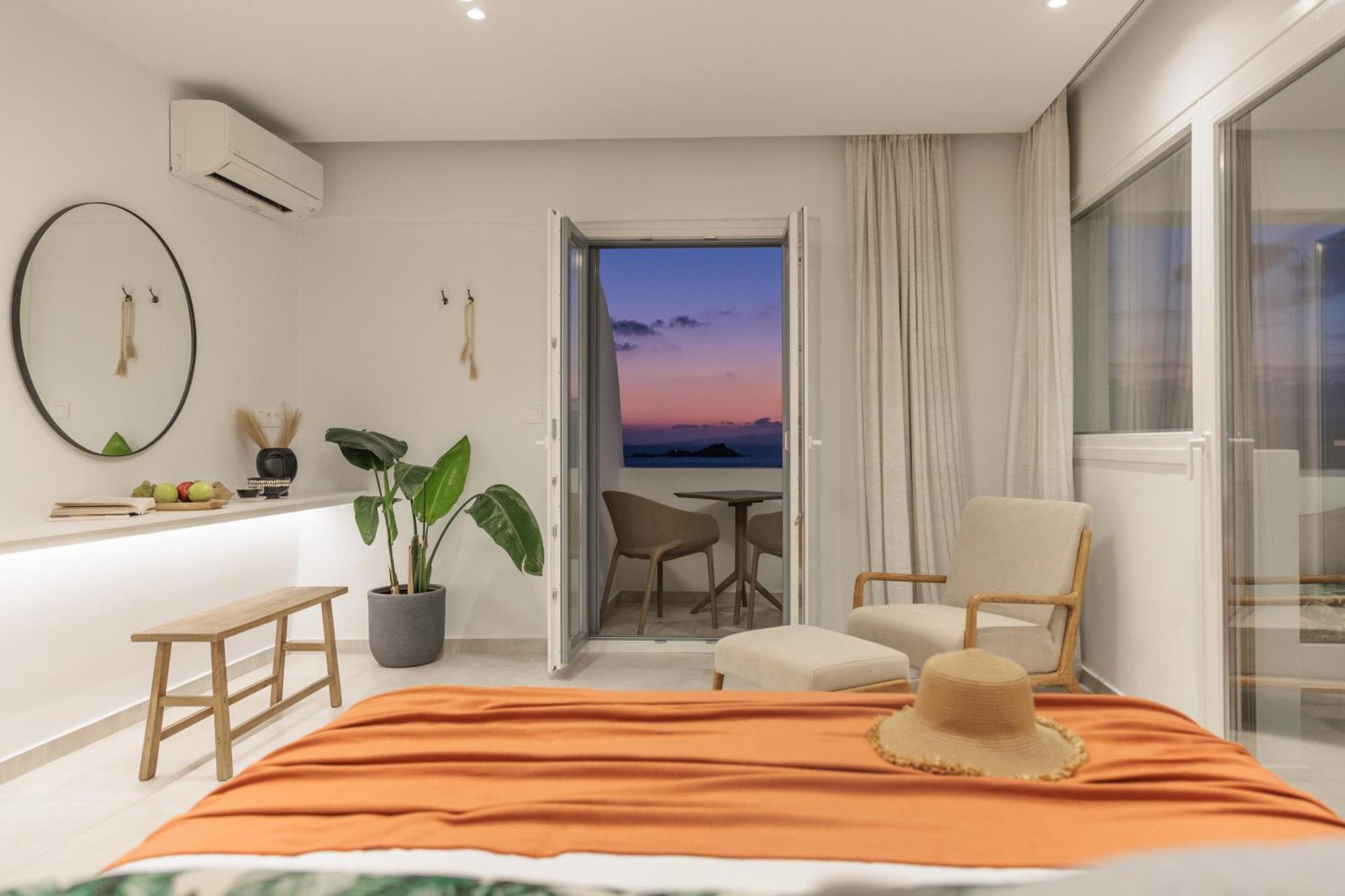 Seanfinity Beachfront Suites Mikri Vigla Exteriér fotografie