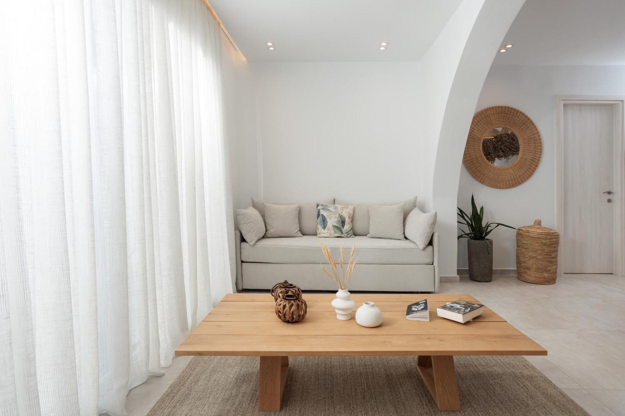 Seanfinity Beachfront Suites Mikri Vigla Pokoj fotografie