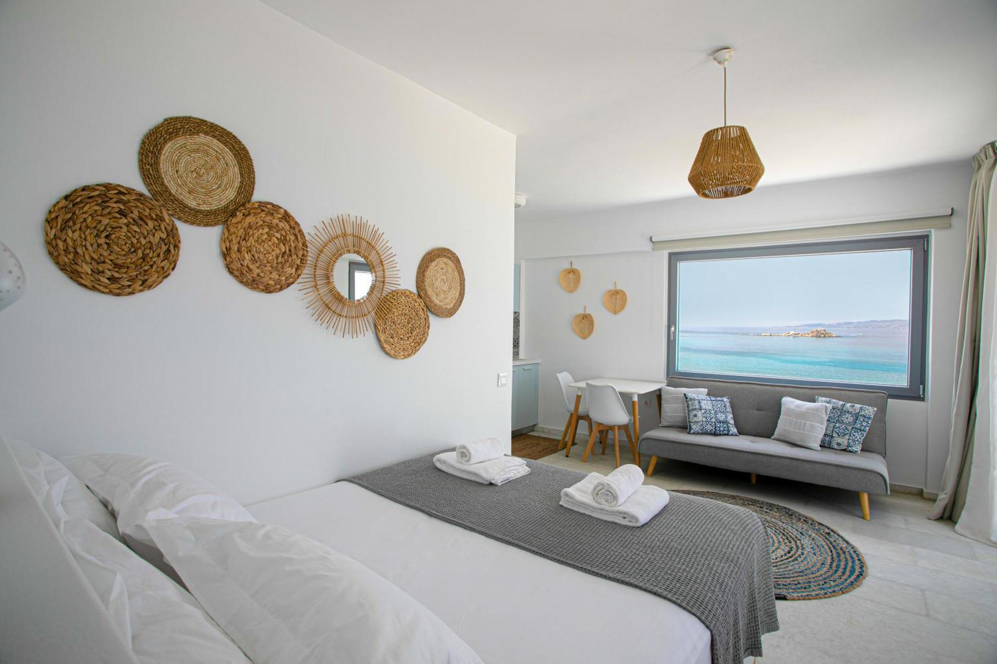 Seanfinity Beachfront Suites Mikri Vigla Exteriér fotografie