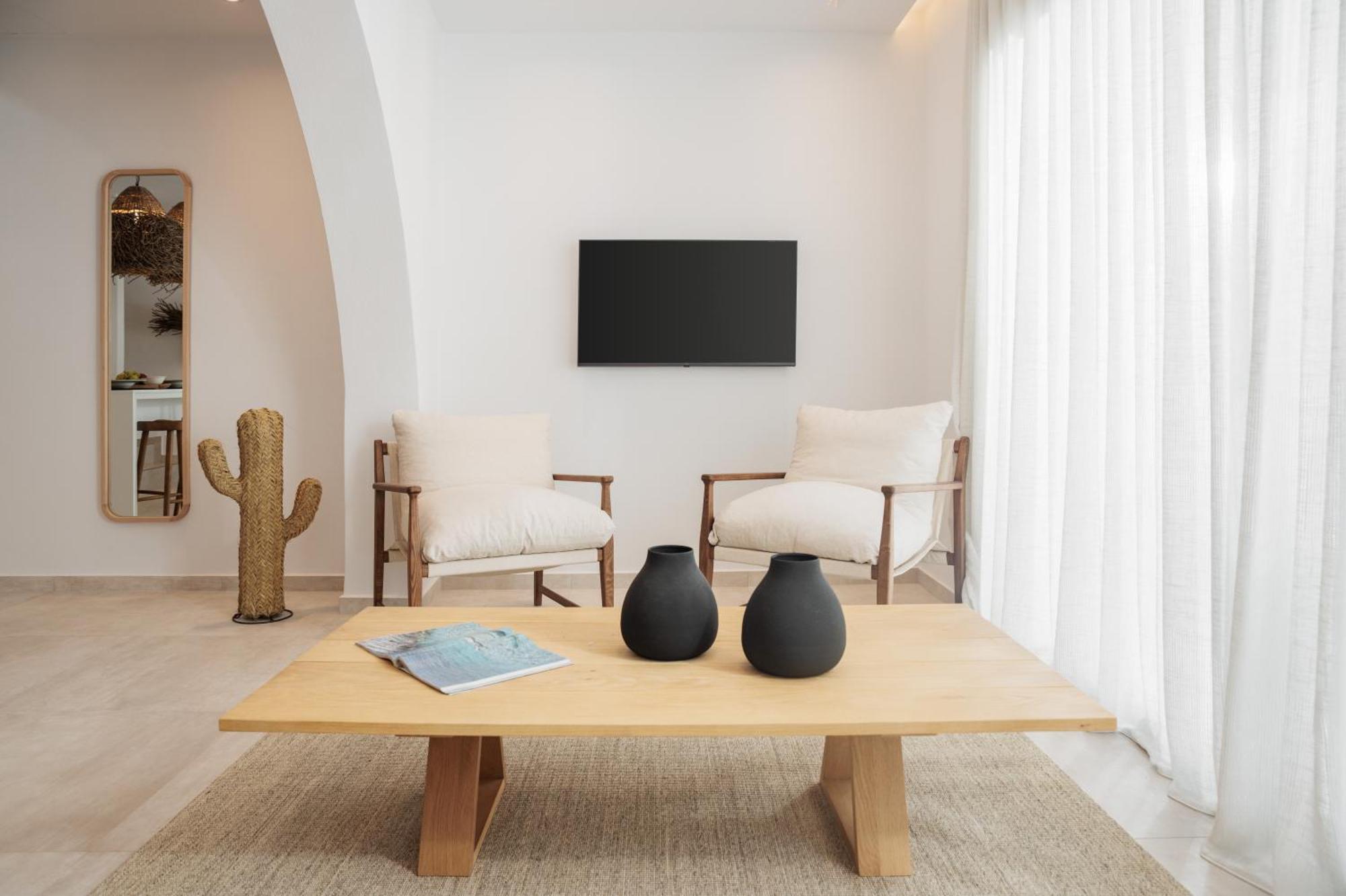 Seanfinity Beachfront Suites Mikri Vigla Pokoj fotografie
